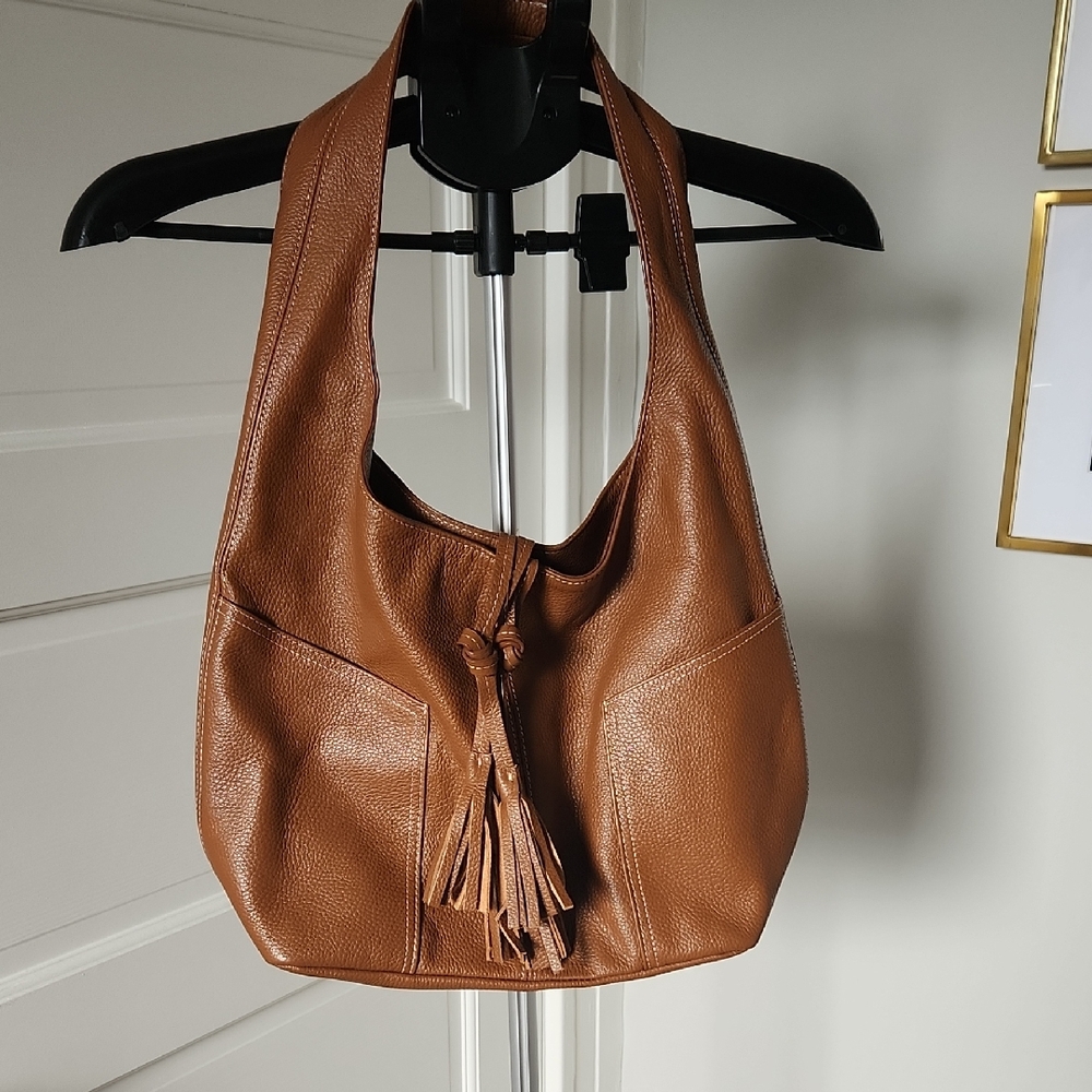 Chic Tan Leather Hobo Bag